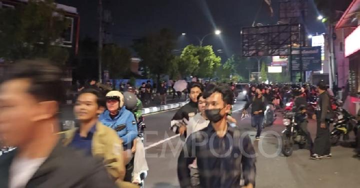 Demonstrasi di depan Polda DIY dibubarkan massa lain