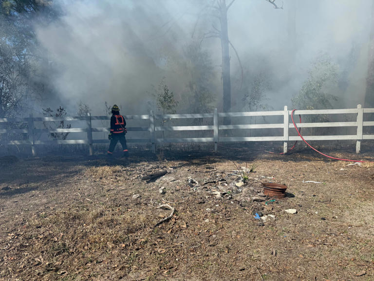 Firefighters battle Florida wildfires in western St. Lucie County