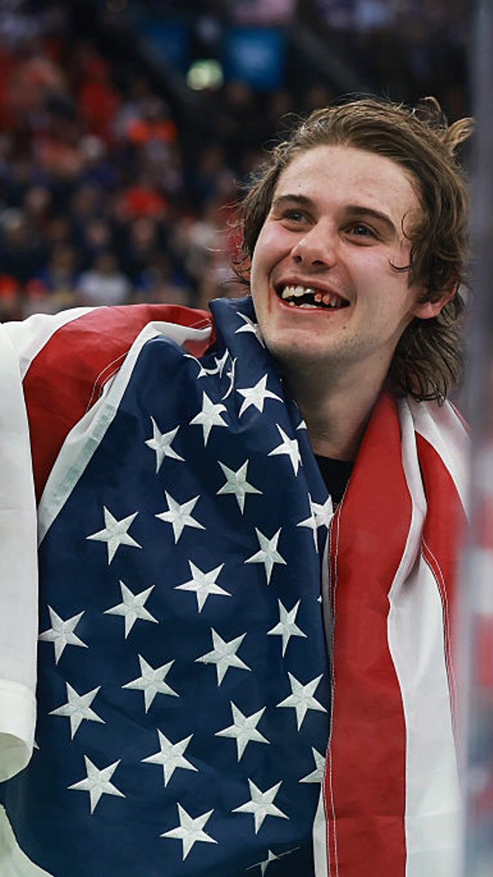 Jack Hughes reacts to women’s hockey team skipping State of the Union