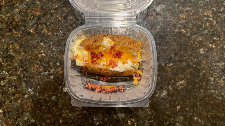 6 chain restaurant loaded baked potatoes, ranked