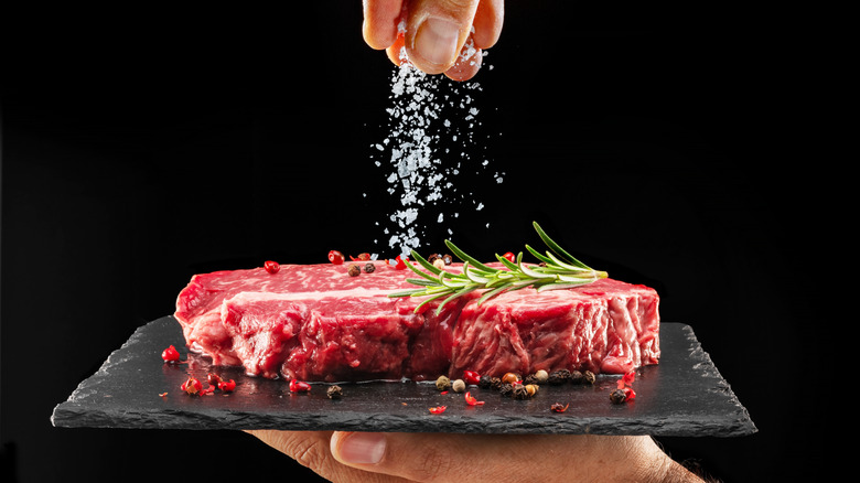 4 best salts to season steak, and 4 you should avoid