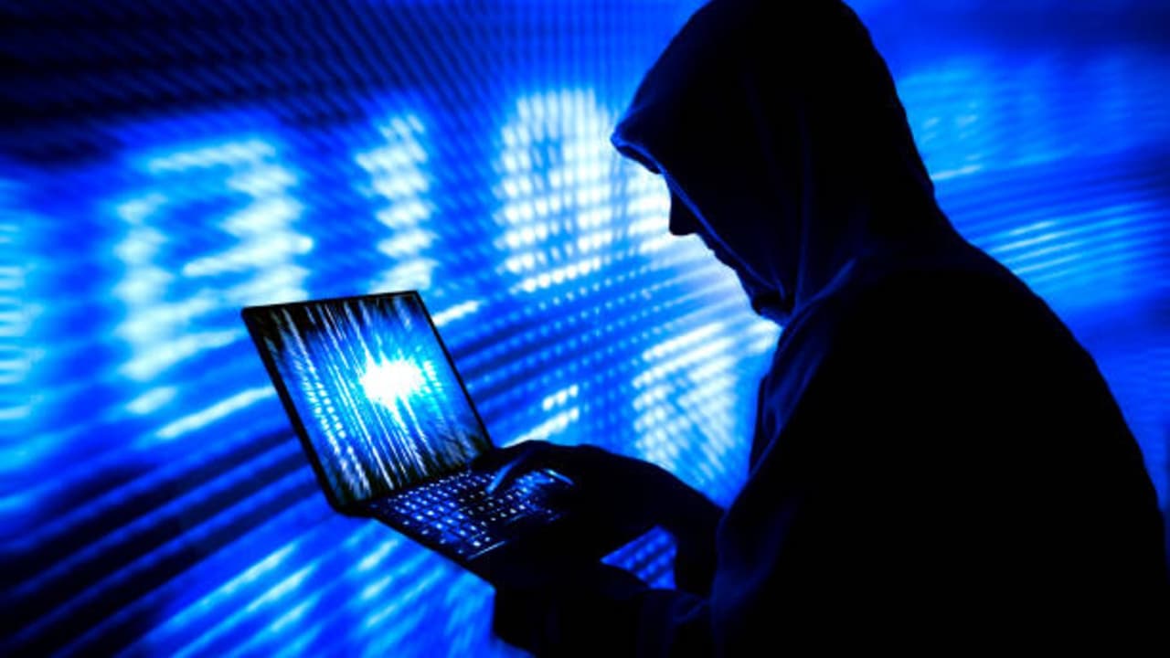 Bengaluru cyber fraud: Engineering student arrested for ₹7 crore bank ...