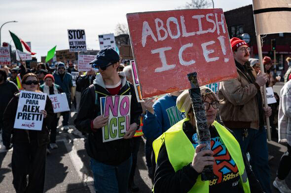 Country singer Brandi Carlile raises $600,000 for those affected by ICE ...