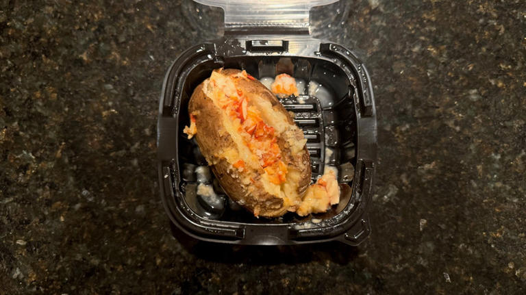 6 chain restaurant loaded baked potatoes, ranked