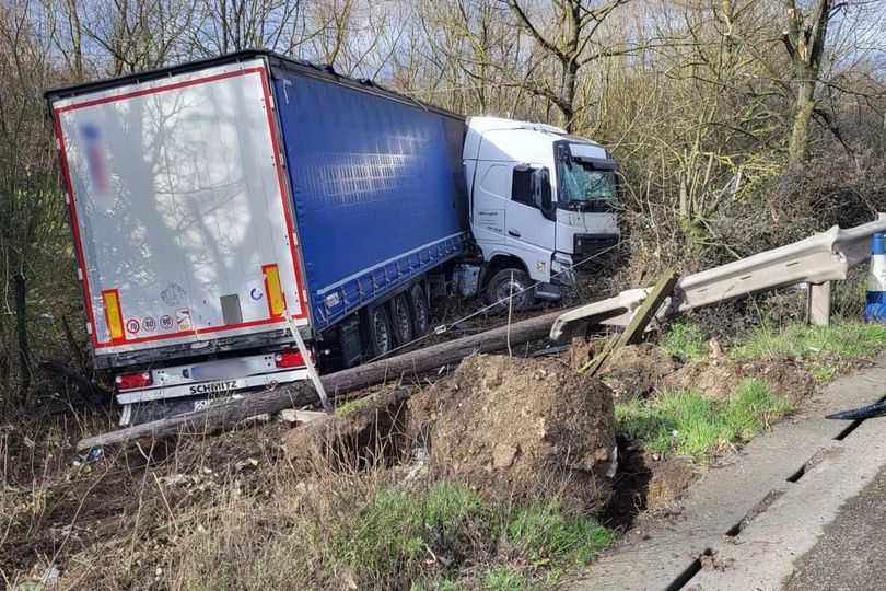 Motorway shut for nearly 5 hours after lorry crash causes fuel spillage