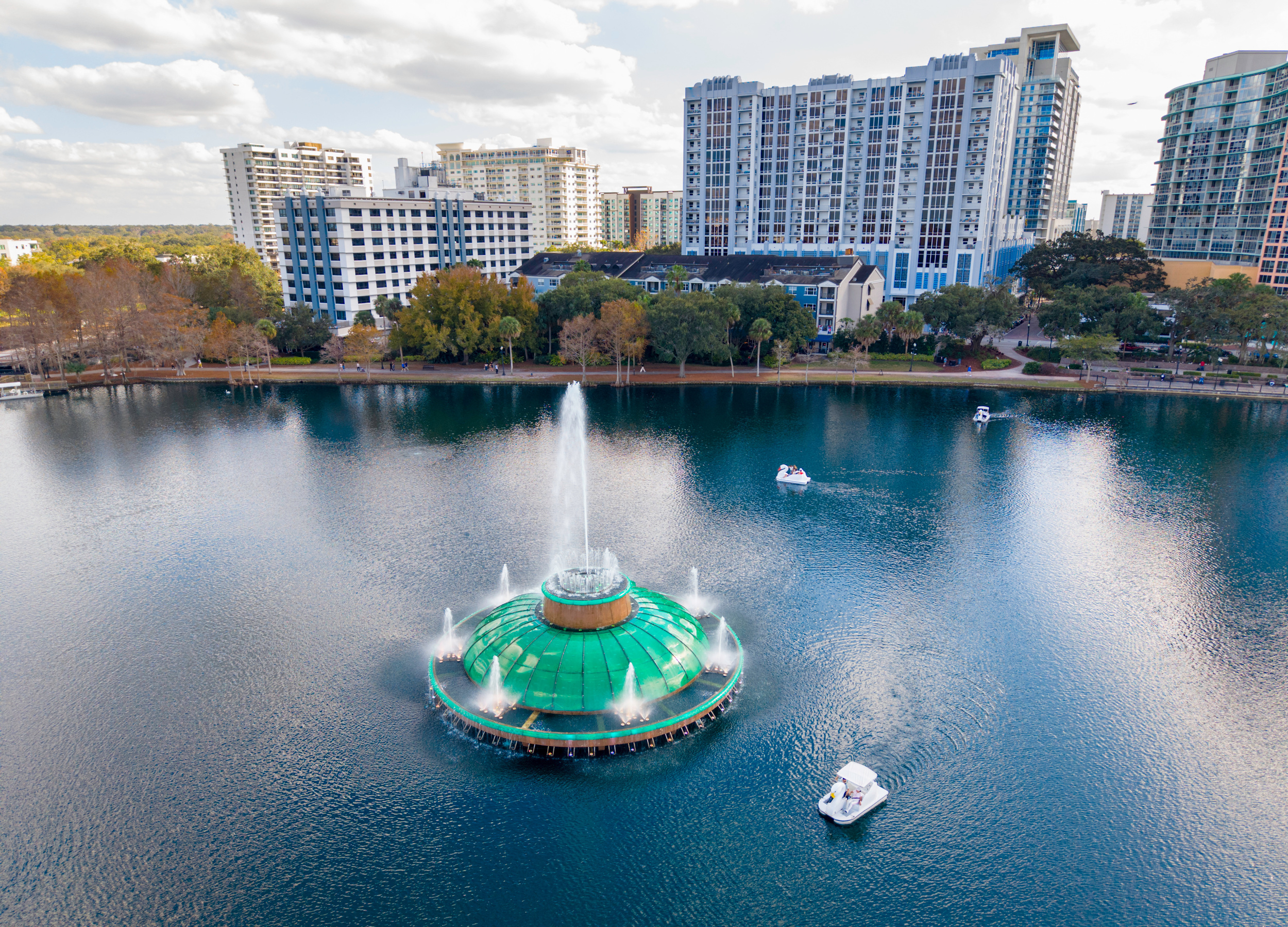 15 Top US Spots for Spring Fun