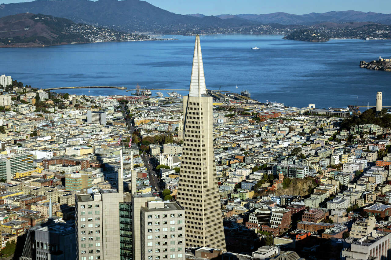 Here's how much it costs to buy SF.'s Transamerica Pyramid