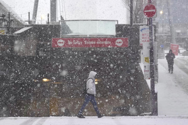 Toronto under special weather statement with more snow in forecast ...