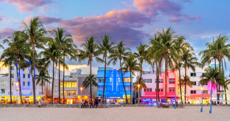 4 bright and beautiful places that show off Florida's colorful side