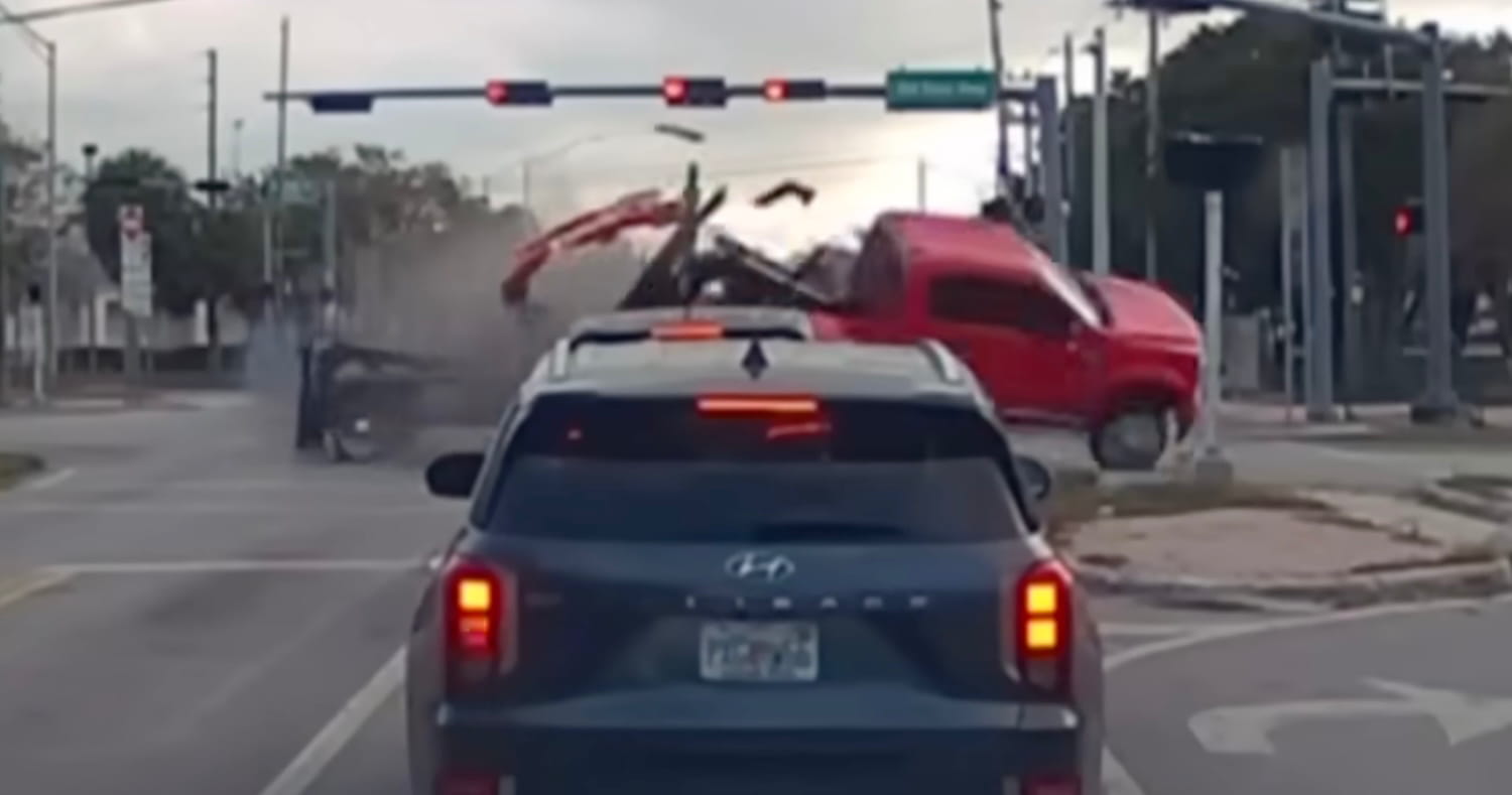 Driver killed after two Ford Super Duty tow trucks collide at Miami ...