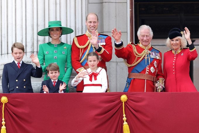 Are you related to royalty? If you have one of these 18 last names, you ...