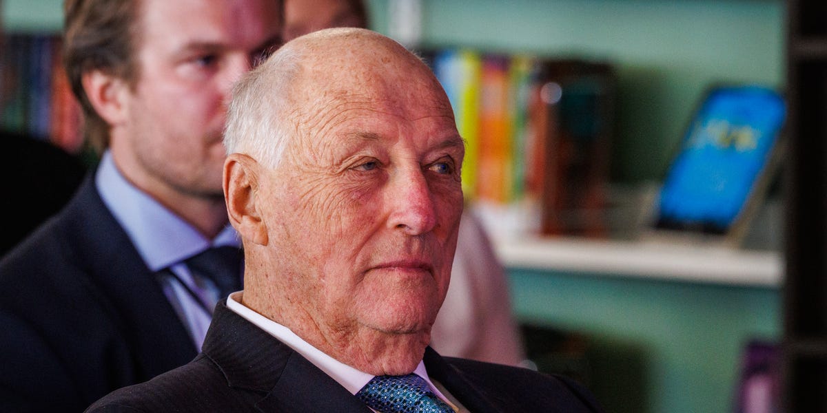 King Harald hospitalized while on vacation in Tenerife, Spain
