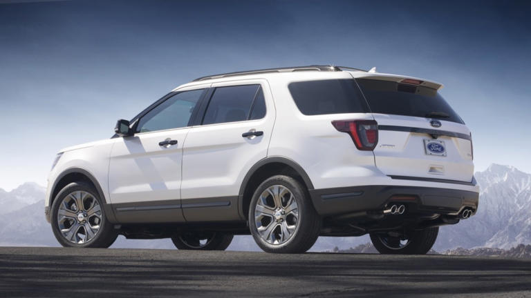 Ford recalls 412,774 Explorer SUVs again over rear suspension fracture risk
