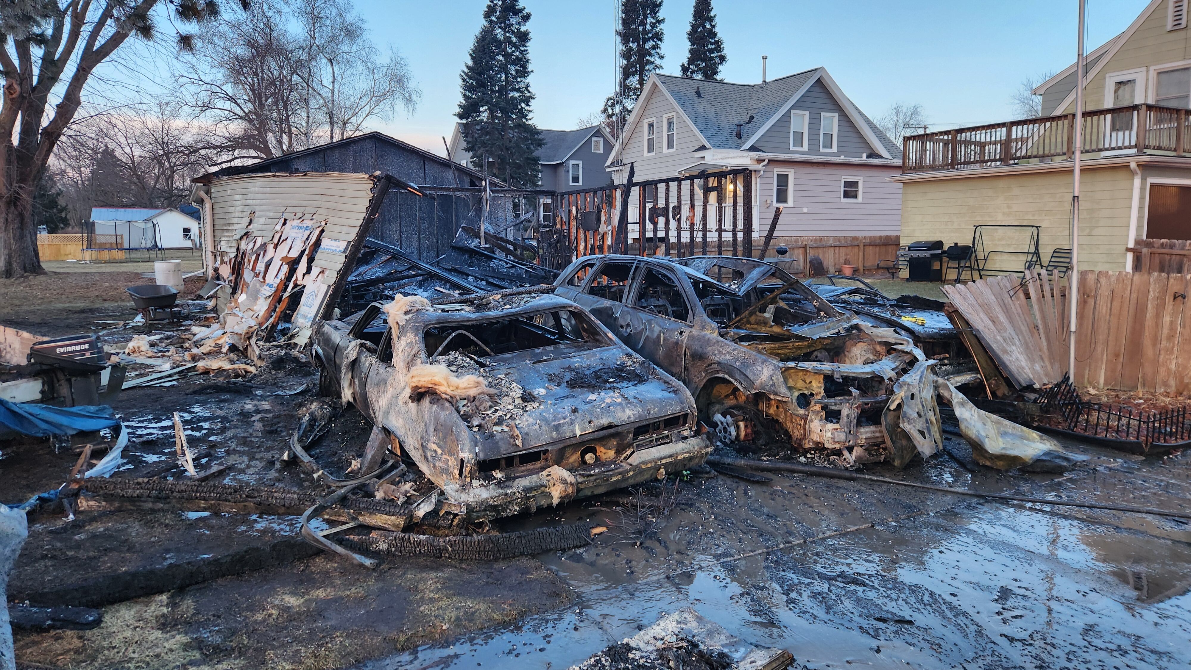 Garage considered total loss after early morning fire in Columbus
