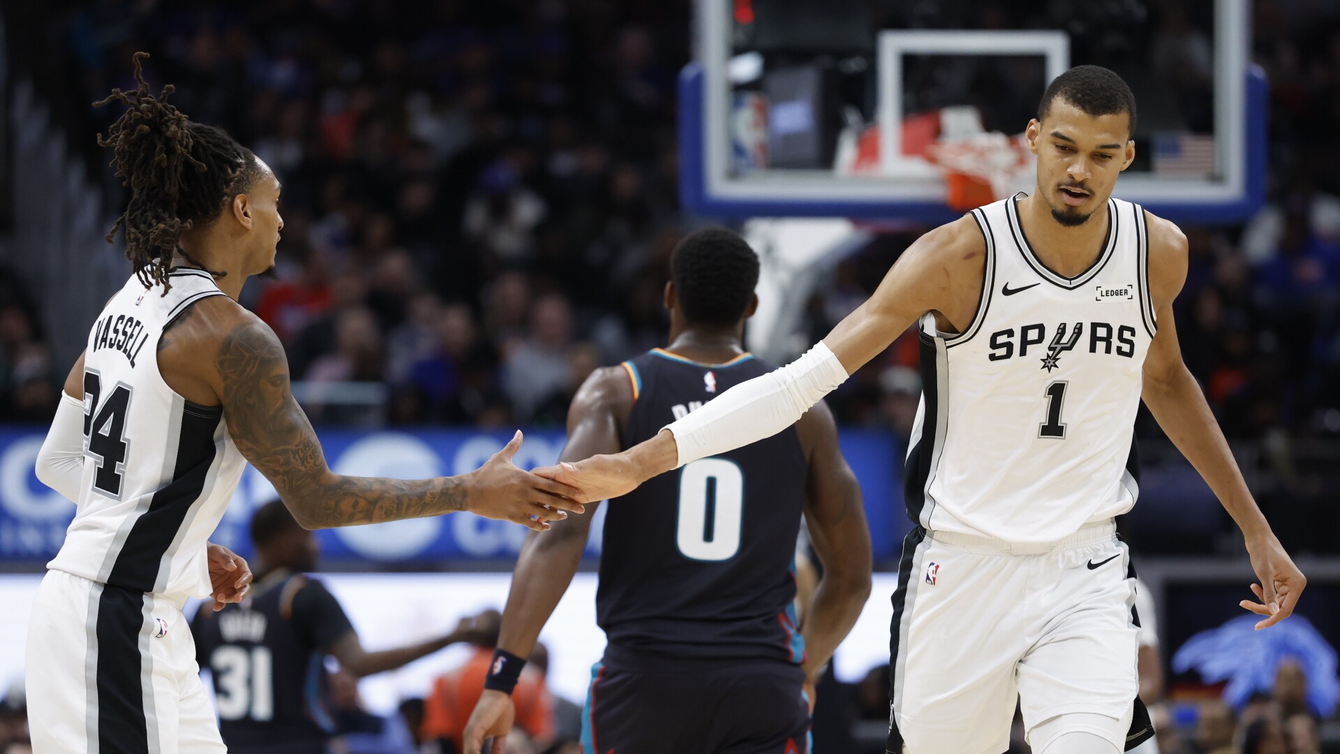 NBA power rankings 2025-26: San Antonio takes over top spot in rankings ...