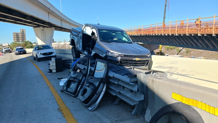 Pickup truck slams into guardrail on I-275 after driver’s medical ...