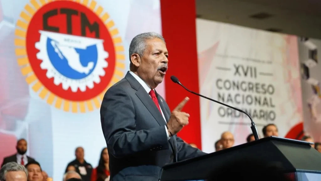 Tereso Medina toma protesta como nuevo líder de la CTM
