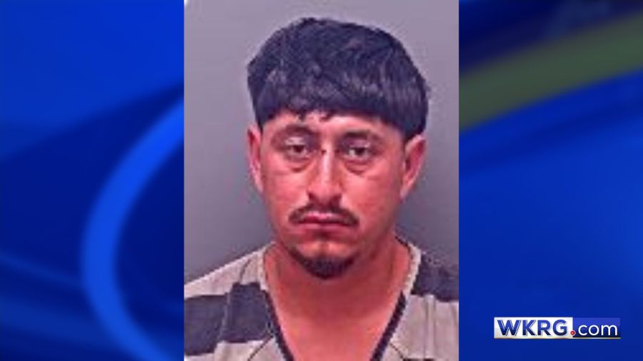 Man arrested after Baldwin County police chase ends in deadly crash