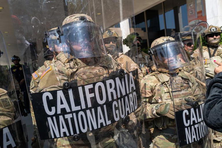 Trump withdraws National Guard from blue states after series of court ...