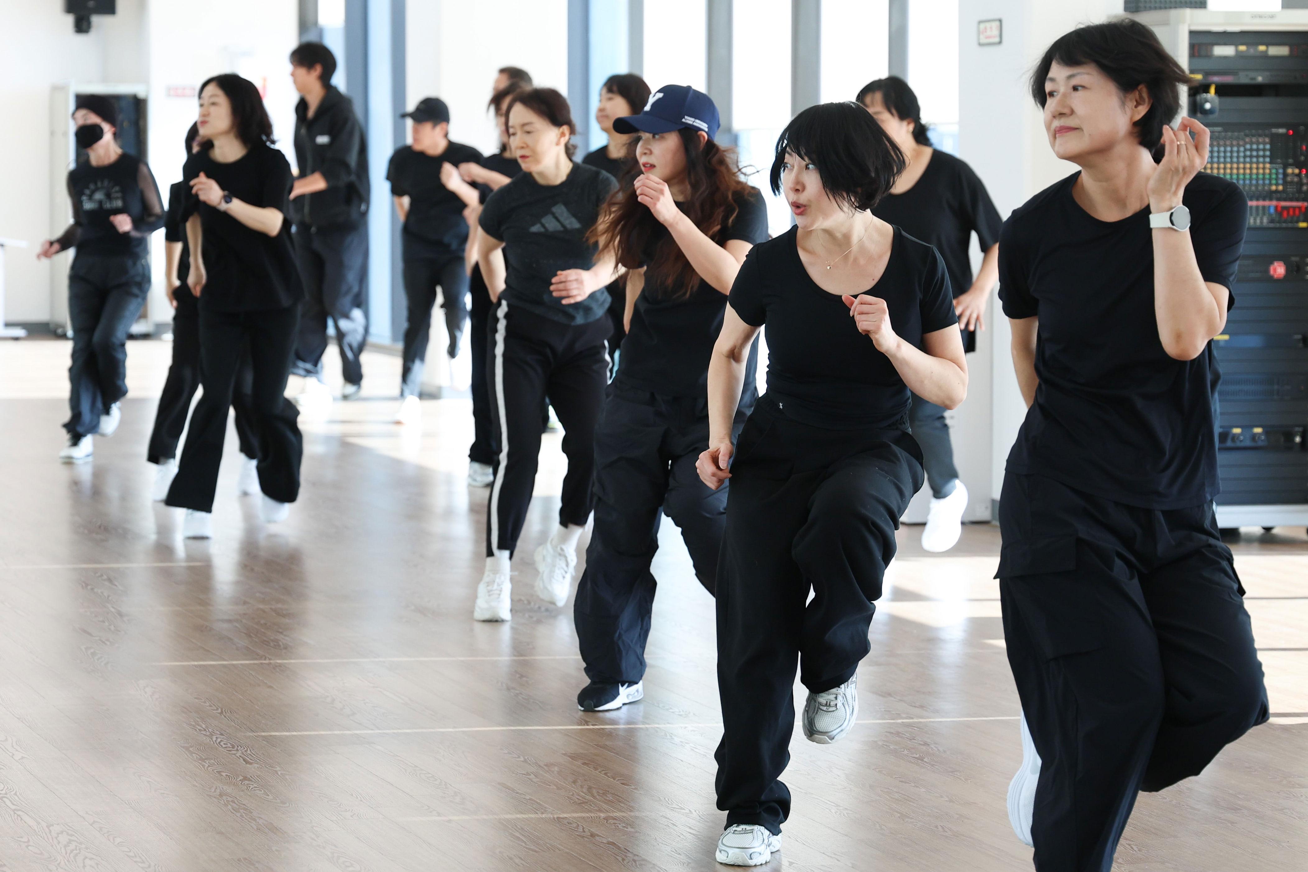Shuffle dance becomes senior fitness trend