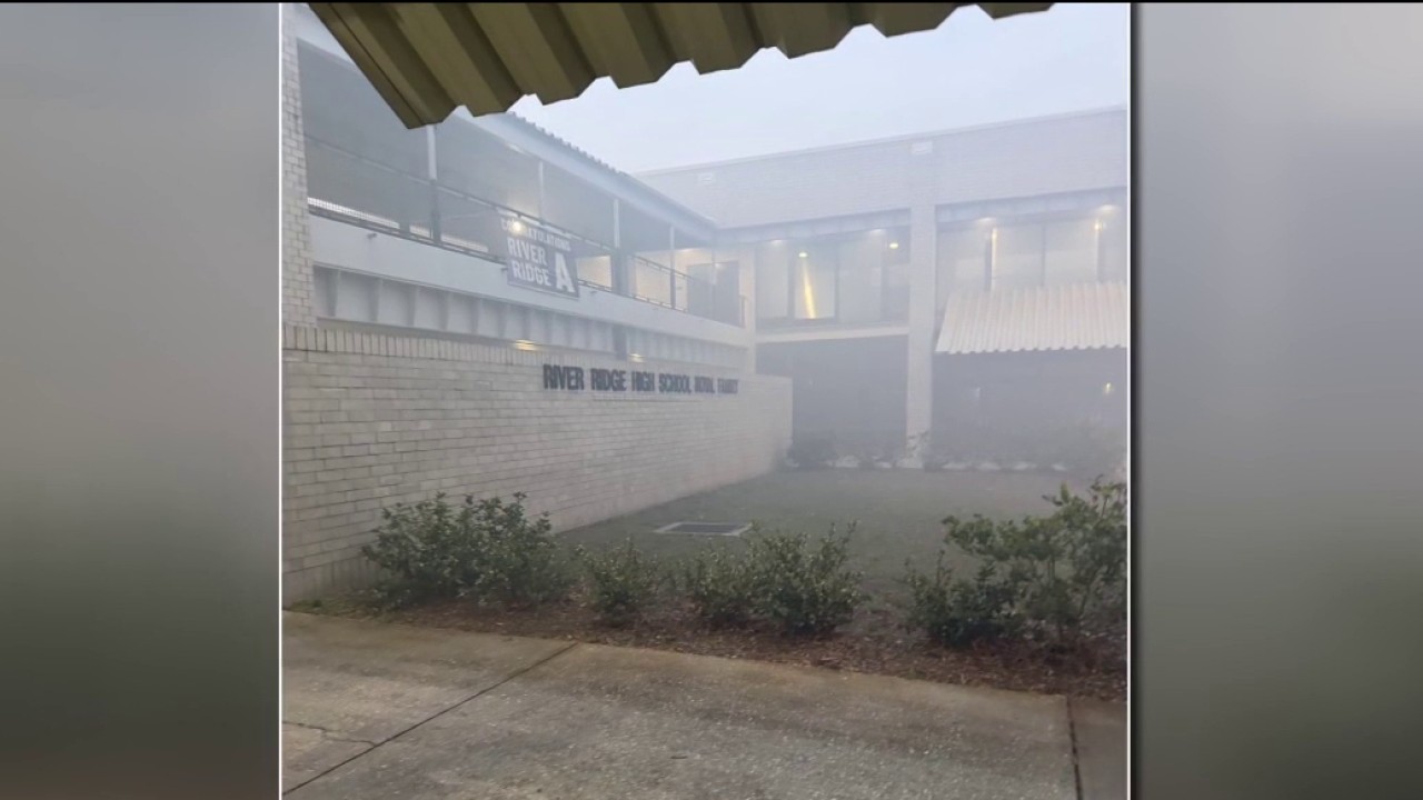 Brush fire smoke closes 2 Pasco County schools