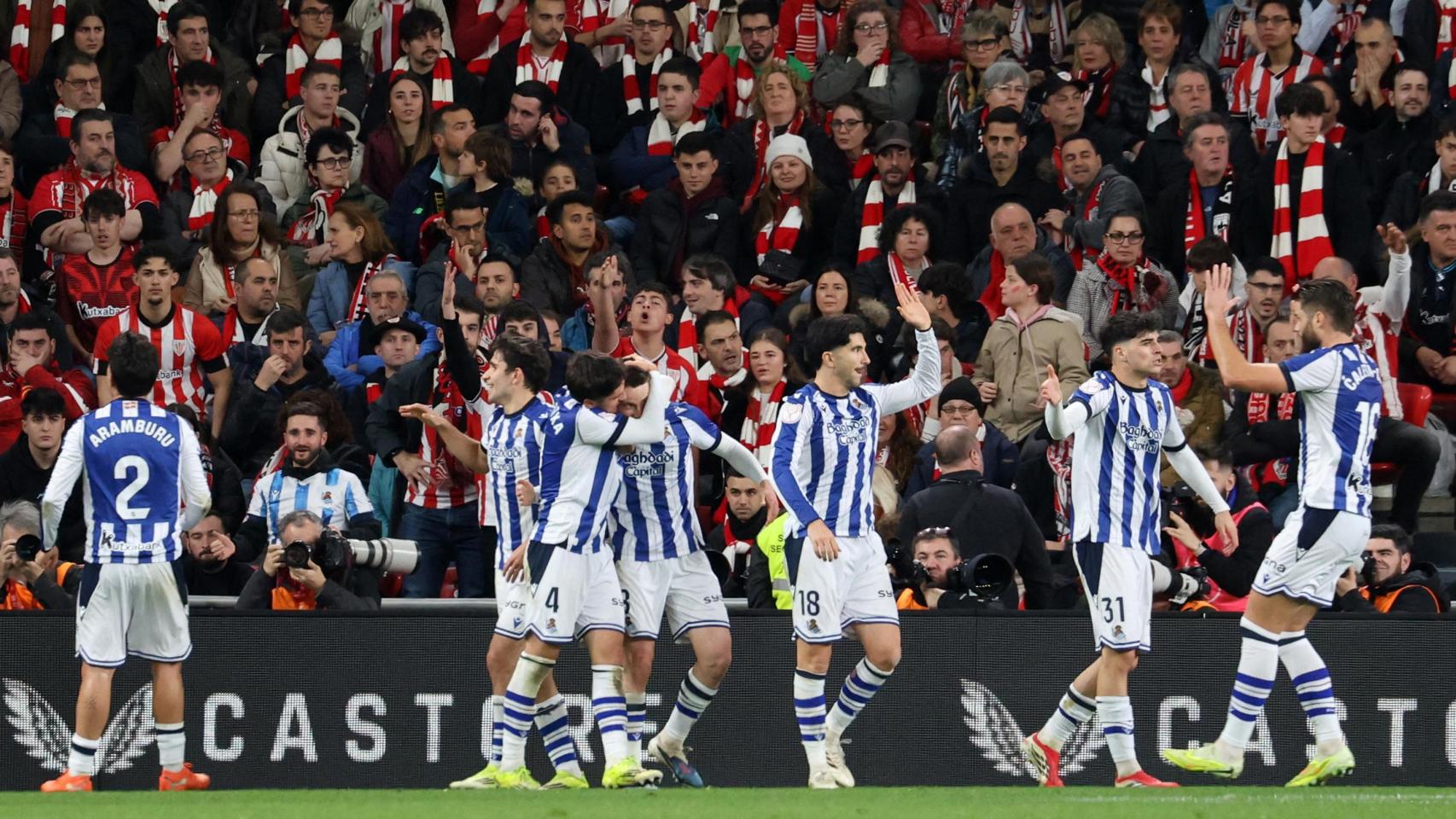 La Real Sociedad se aprovecha de las dudas del Athletic Club y da el ...