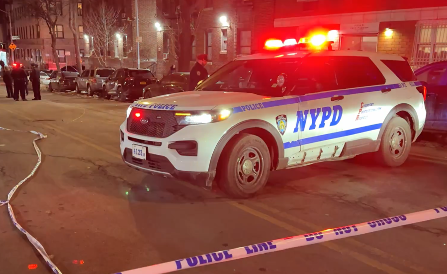 Teen killed in triple shooting in the Bronx: NYPD<br>