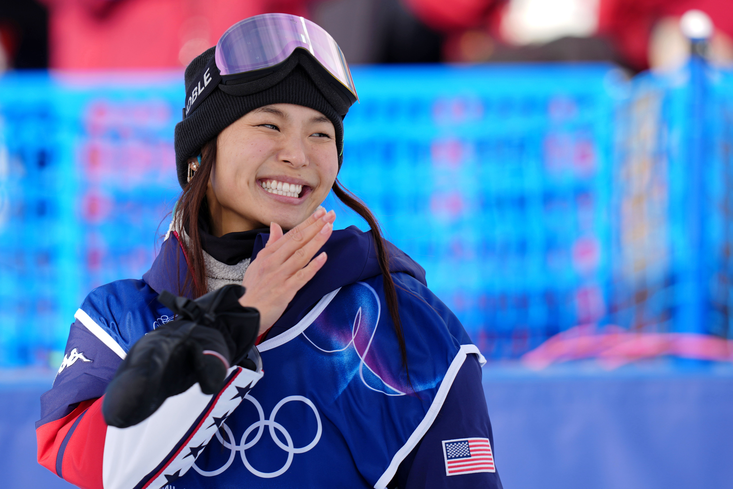 Olympic snowboarder Chloe Kim rocks the halfpipe with Browns DE Myles Garrett watching