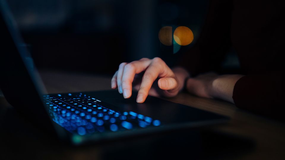 AI researchers are sounding the alarm on their way out the door<br><br>