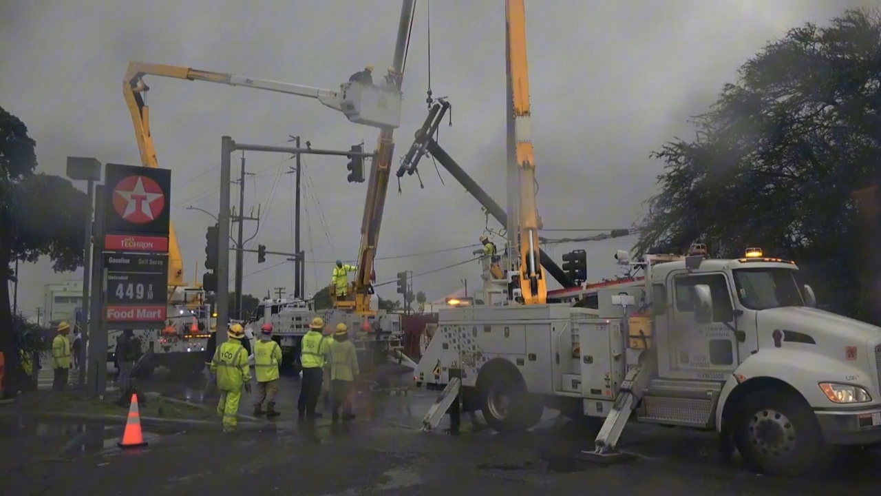 Strong winds cause power outages on O‘ahu, Hawaii, USA