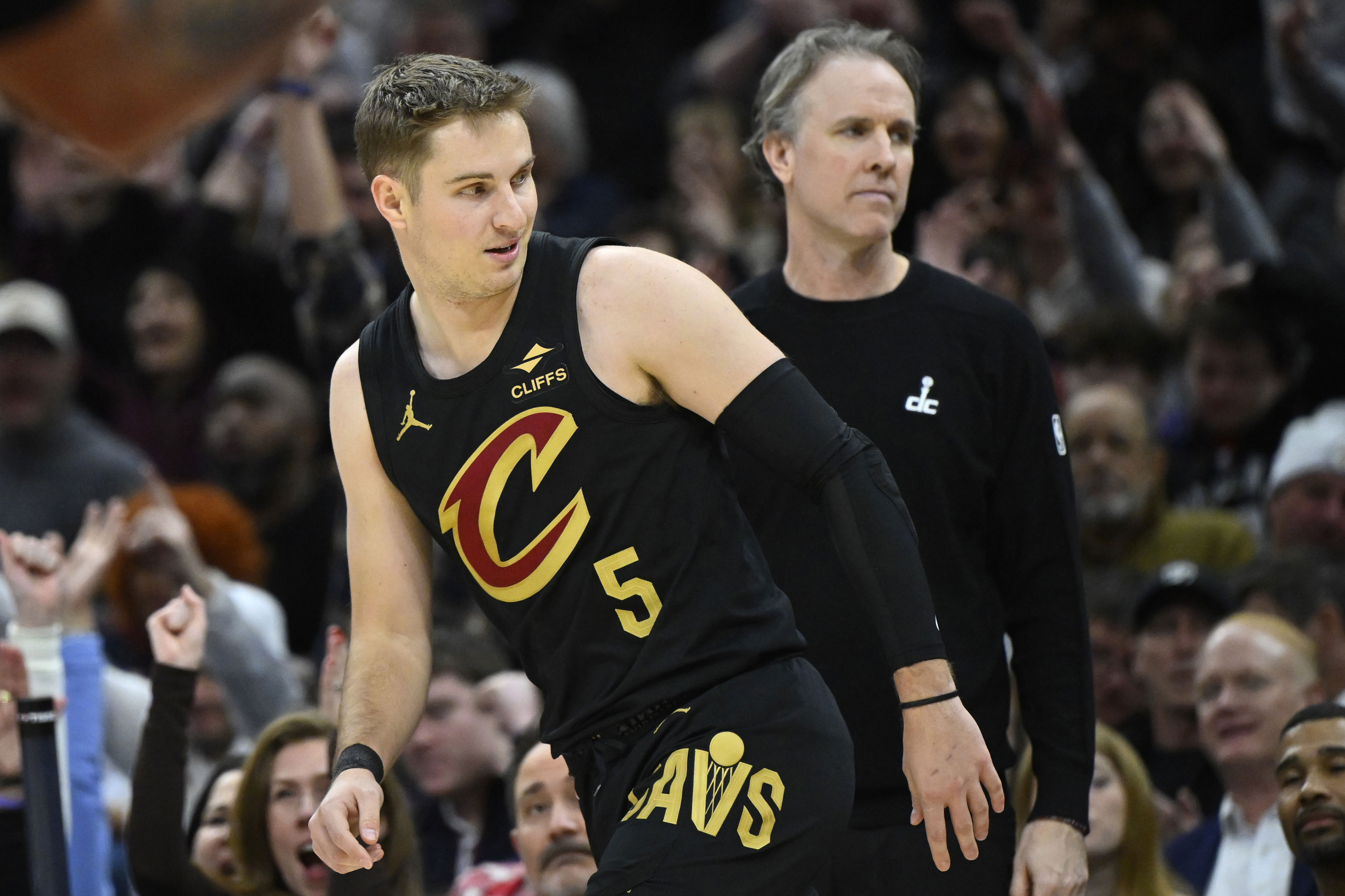 Cavs beat Wizards 138-113 behind historic Sam Merrill game
