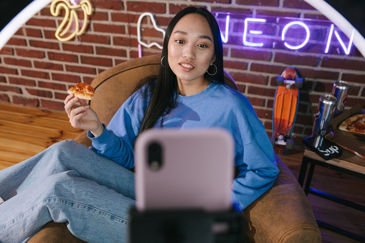 Who really sets the trends now? Examining fashion influencer impact and ...