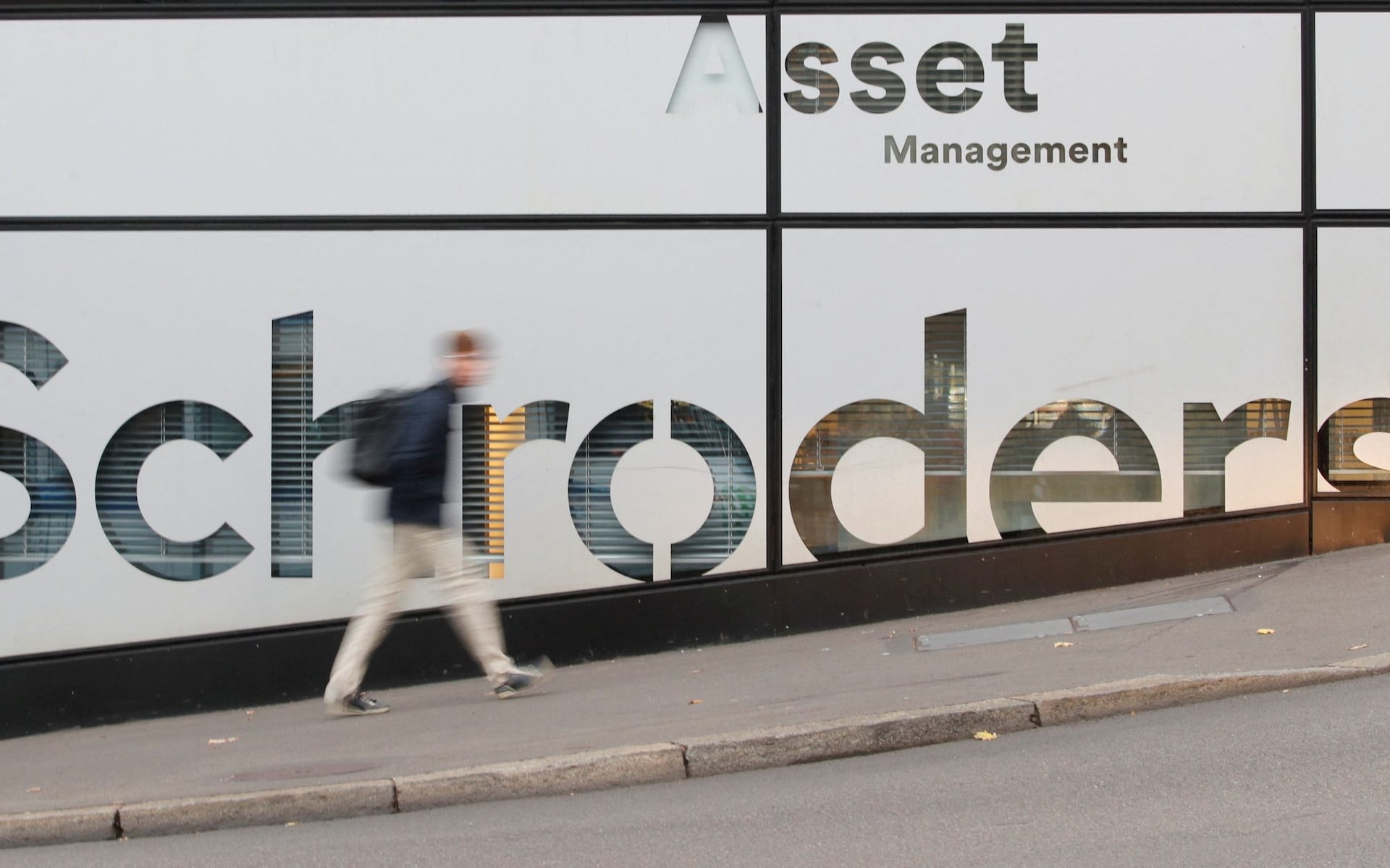 Schroders to quit London stock market in £9.9bn sale to US rival<br><br>