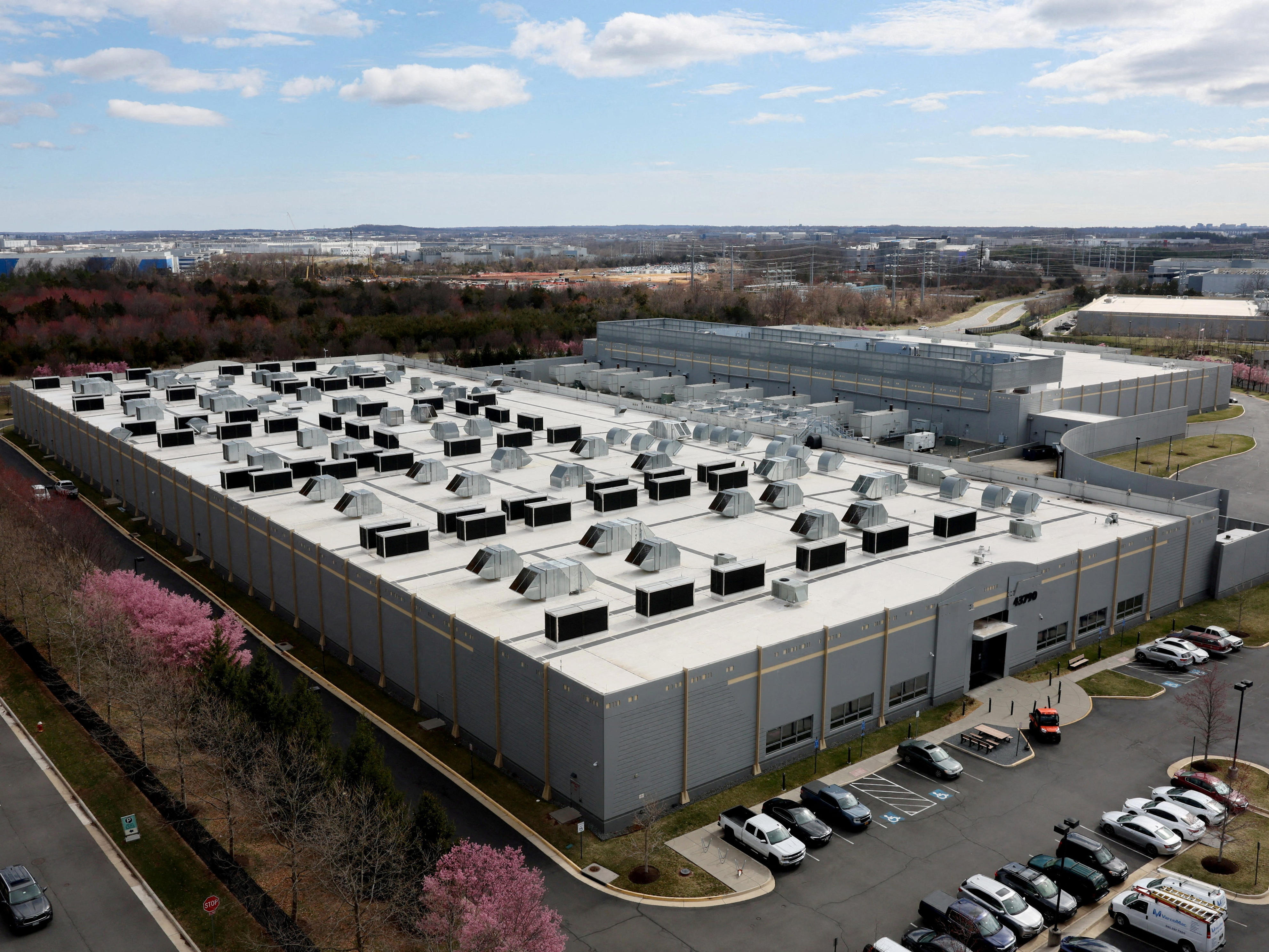 Anthropic says it will pay 100% of the grid upgrade costs tied to its ...