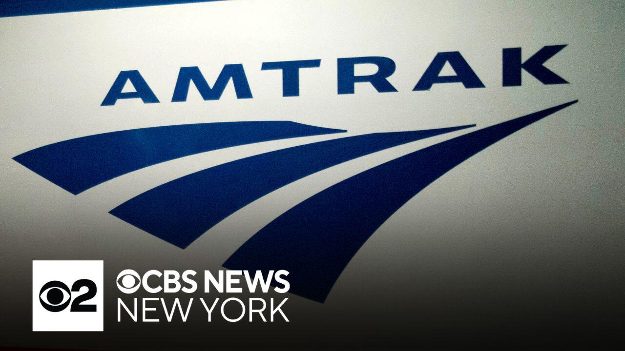 Overhead power loss forces Amtrak suspensions in New York