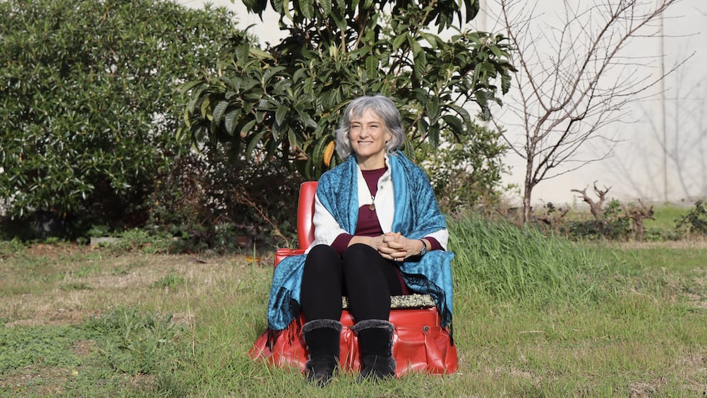 Heike Freire sostiene que los padres pueden fomentar que sus hijos aprendan a cuidar la naturaleza que les rodea. 