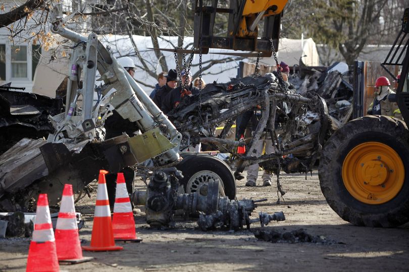 Pilot's eerie last two words before plane crash that took the lives of ...