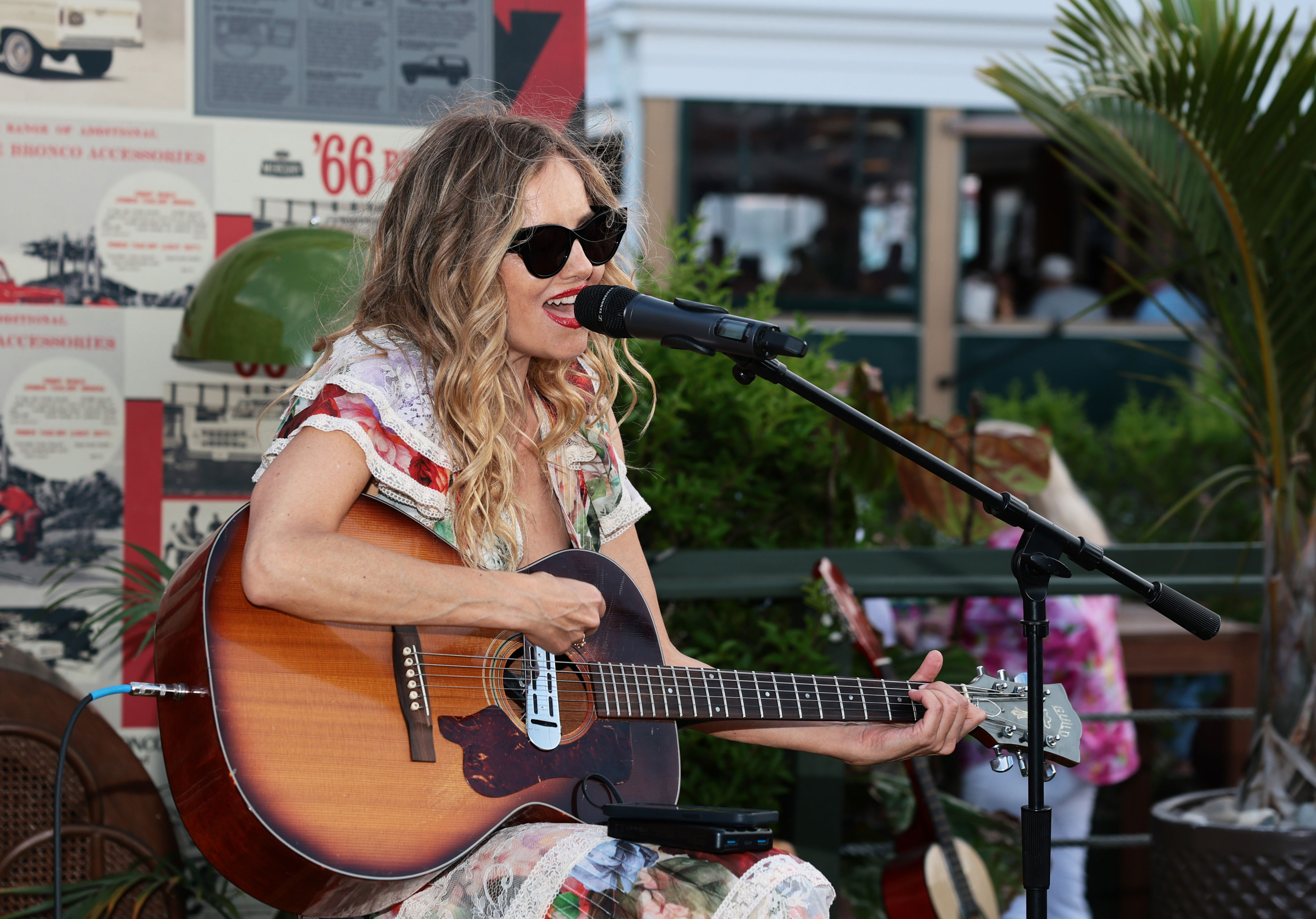 Danny Masterson’s ex-wife, Bijou Phillips back on dialysis, waiting for a second life-saving transplant<br><br>