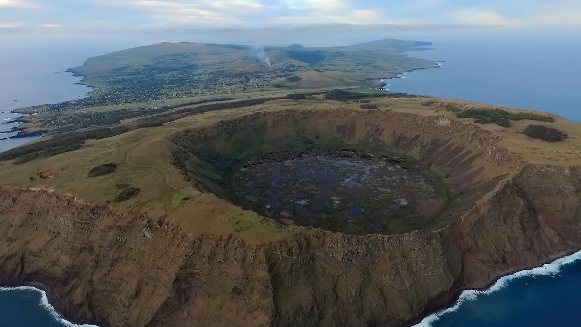Who really built Easter Island?