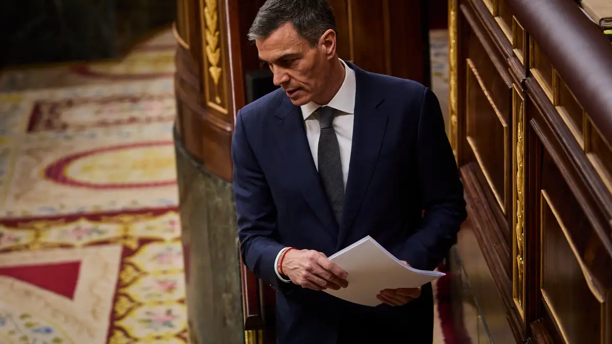 El PP da el primer paso para llevar a Sánchez al Constitucional por no ...