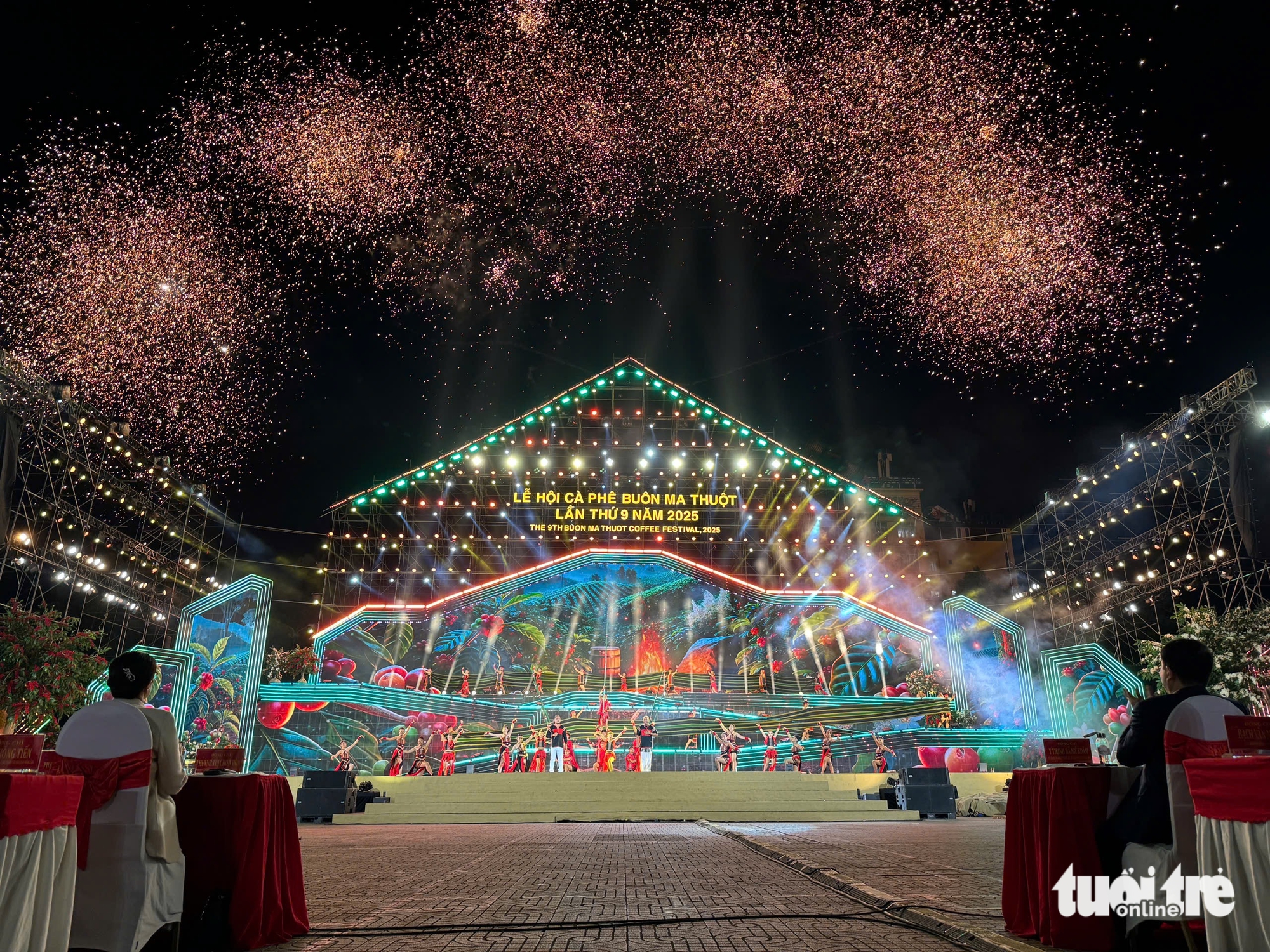 Đắk Lắk bắn pháo hoa tầm thấp tại 2 điểm đêm giao thừa