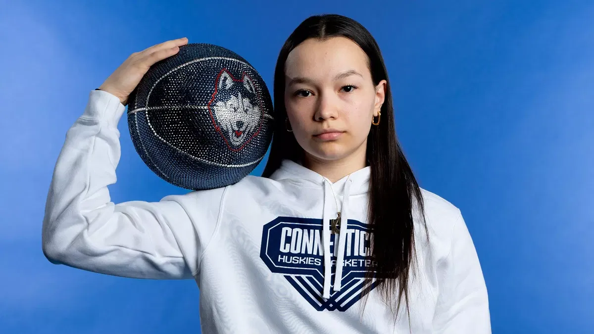 Top 10 best sellers in WBB last week: Ranked lowest to highest as UConn ...
