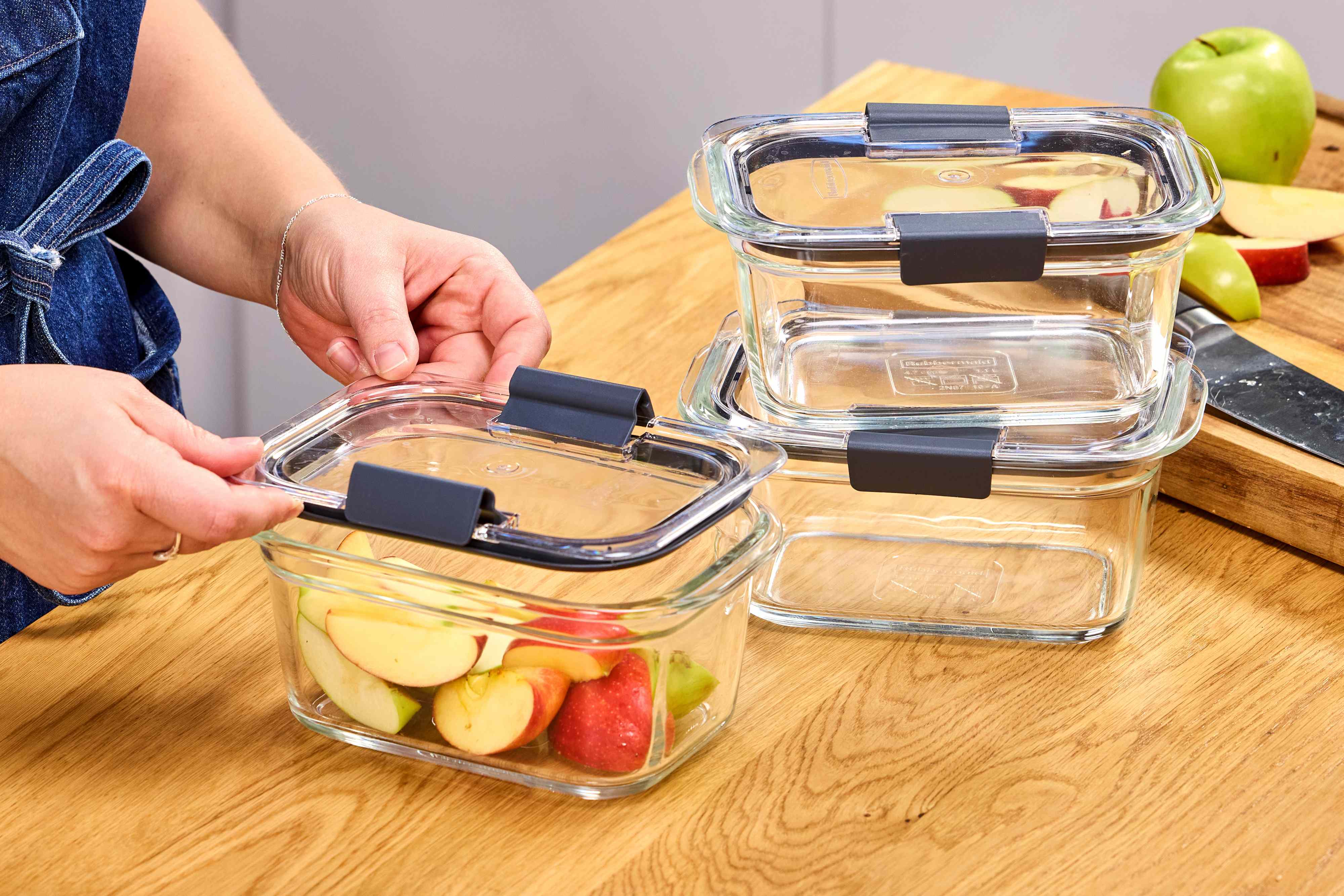 These leakproof glass storage containers rarely go on sale—but now they ...