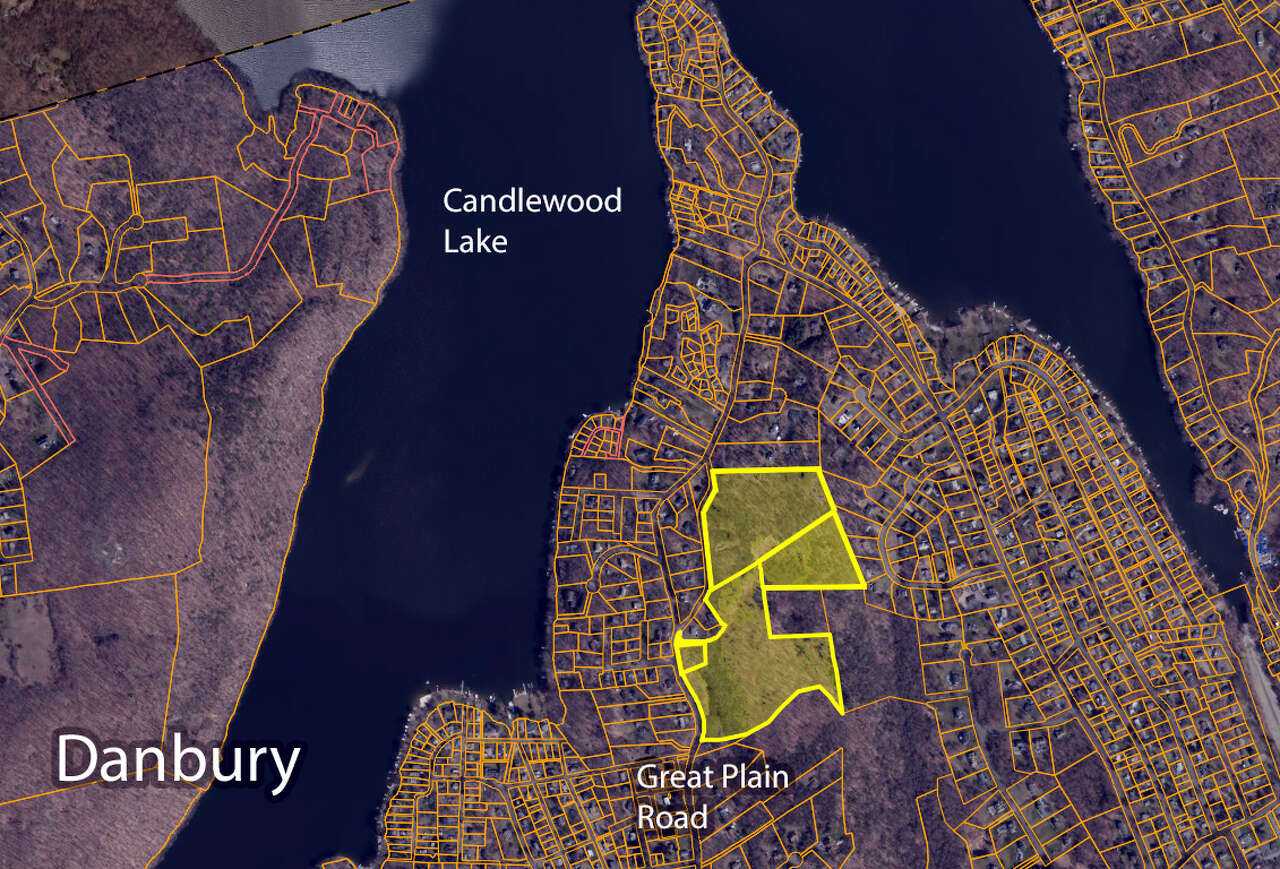 Disputed Candlewood Lake housing plan near Danbury Bay resurfaces 20 years after first approval<br><br>