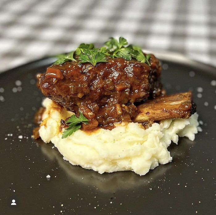 Turns Out, There’s A Facebook Group Where People Rate Others’ Dishes, And Here Are 48 Of The Most Iconic Ones