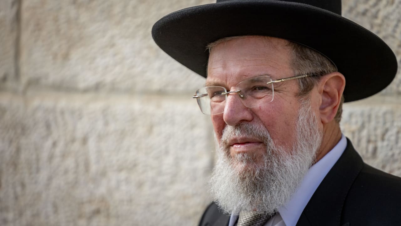 Chief Rabbinate opens certification exams to women after High Court ruling