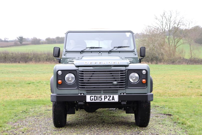 'Classic' Land Rover has just 124 miles on the clock and will be ...