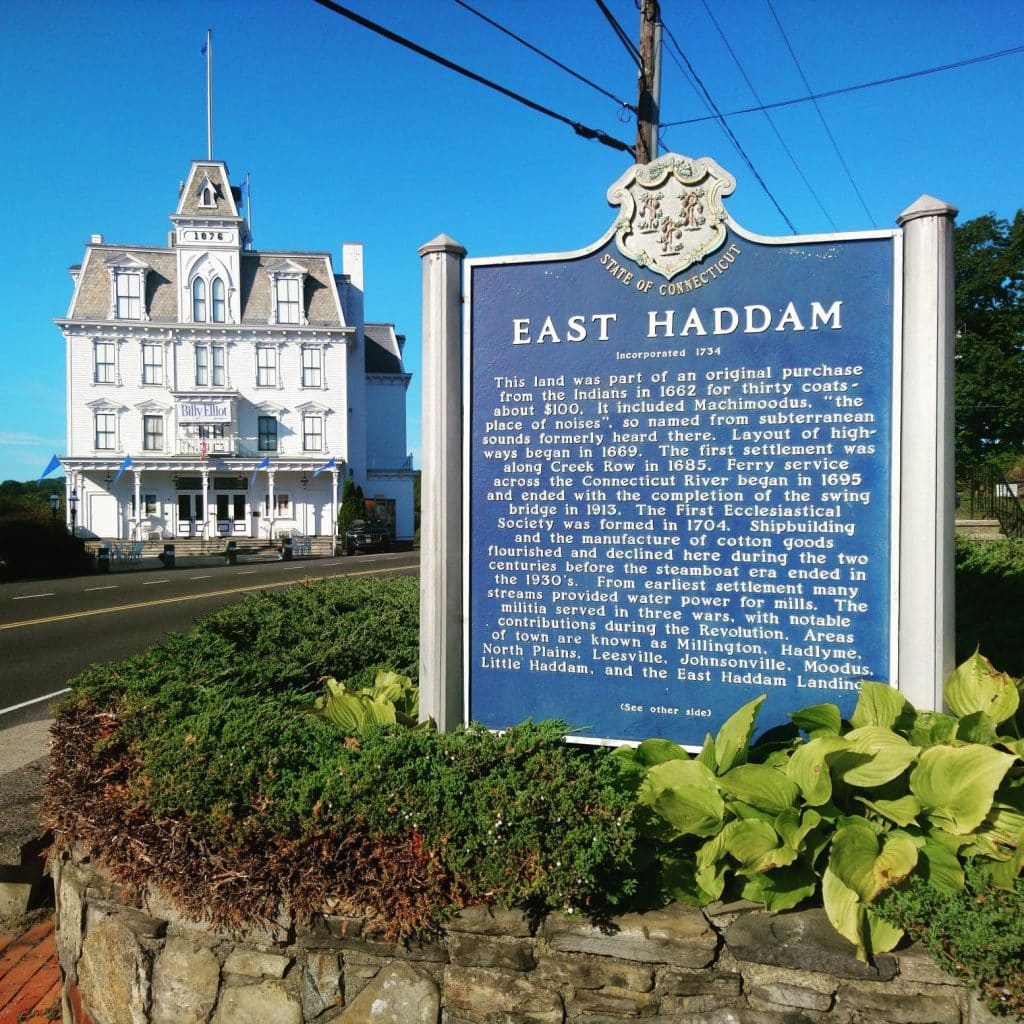 AA1WddGG Mysterious Connecticut Sounds Inspired a Lovecraft Tale