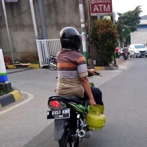 Photos where common sense couldn't solve the riddle