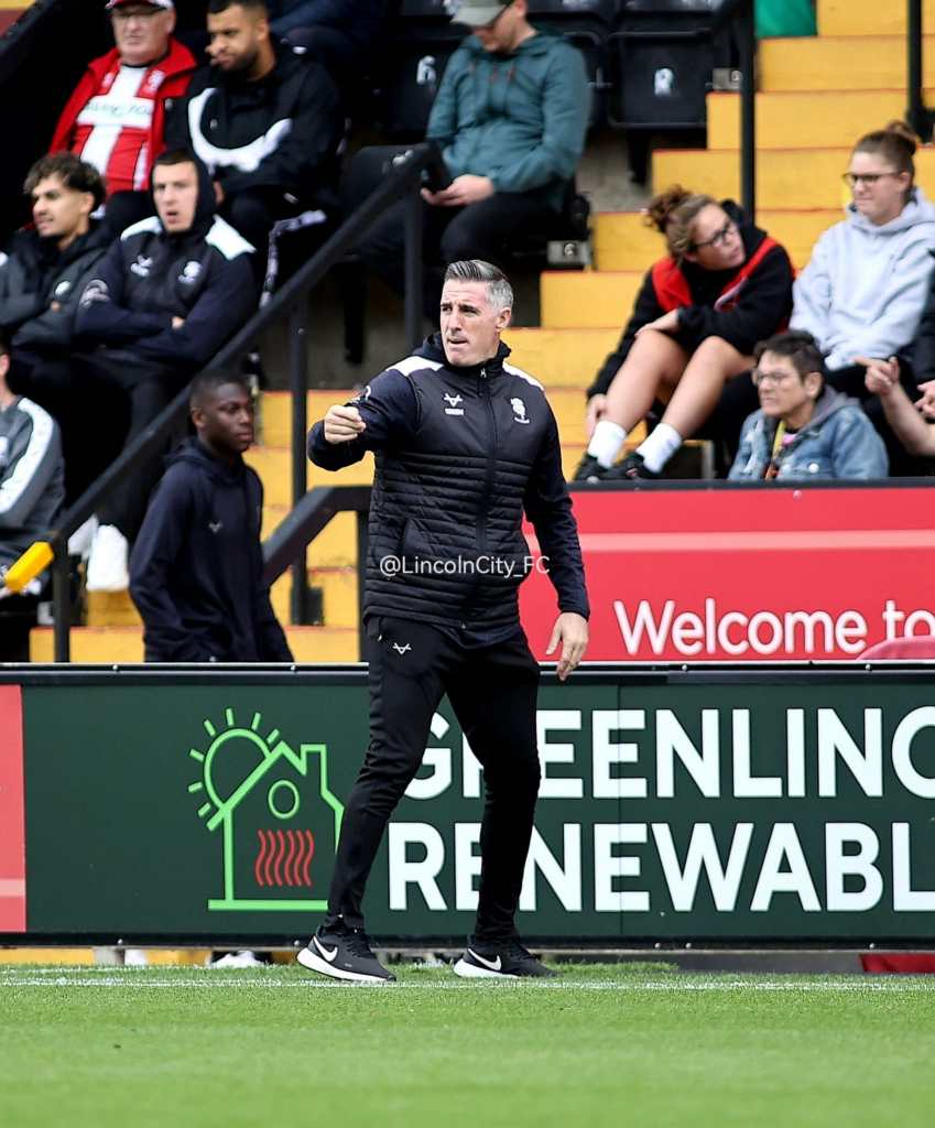 Ex-Lincoln City manager leaves current Championship role